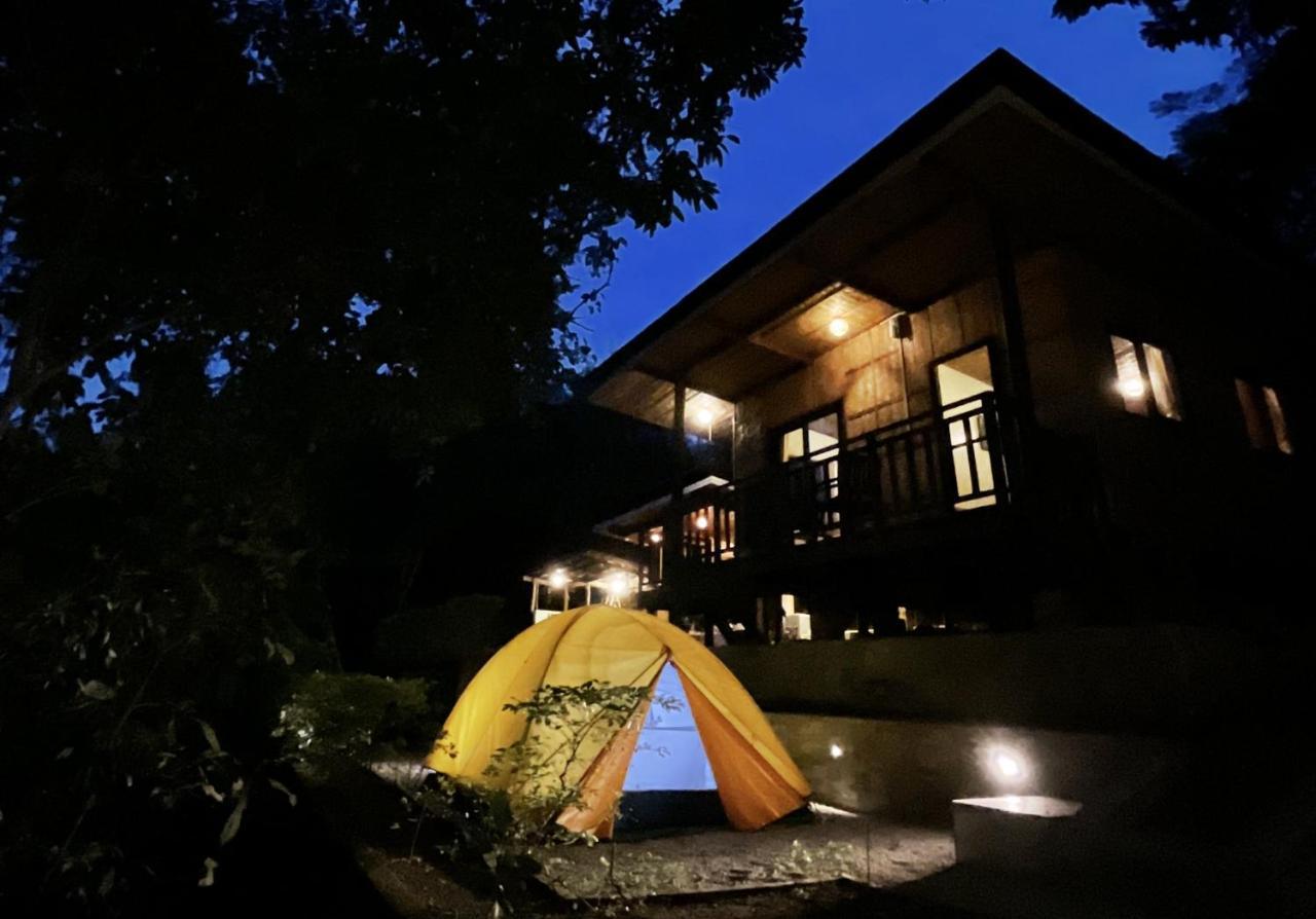 Native House With Beautiful Pool Villa Bagac Bagian luar foto