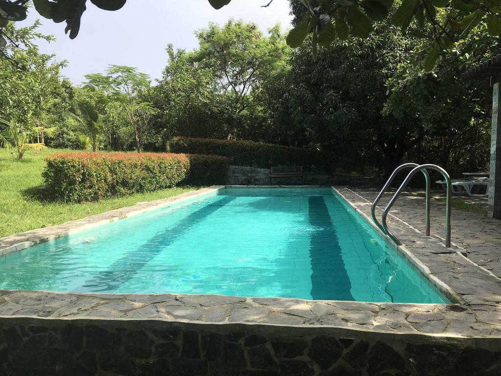 Native House With Beautiful Pool Villa Bagac Bagian luar foto